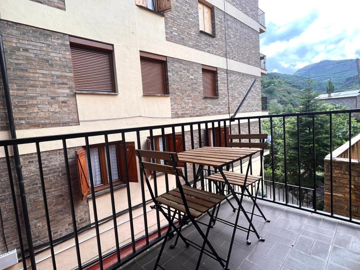Apartaments Matxicots - L'Amfitriona Rialp Dış mekan fotoğraf